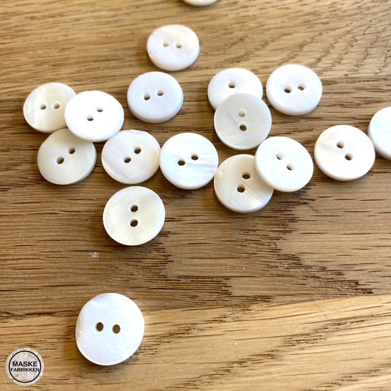 Perlemorsknap, hvid, 2-huls, 12 mm