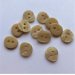 Irregulr knap, beige, 2-huls, 12 mm