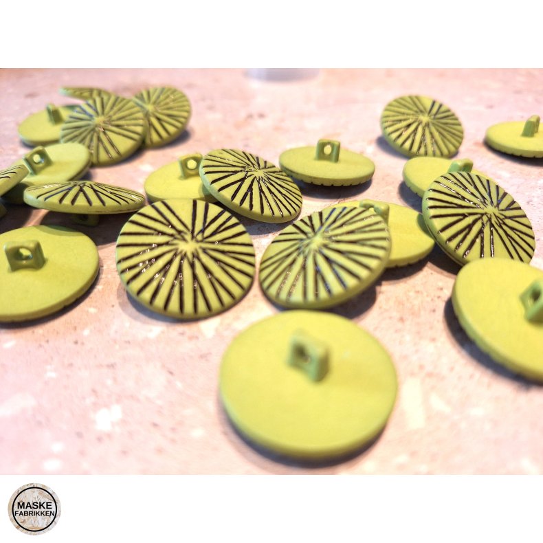 Gr�n knap med streger � 18 mm