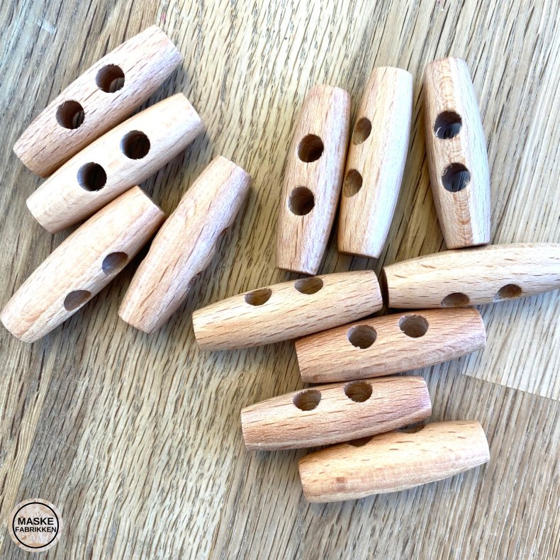 Knebler i tr, lys - 2 huller, 40 mm