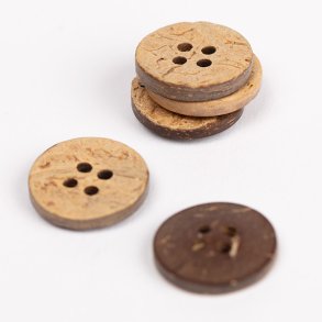 Kokosknap 15 mm, 4 huller