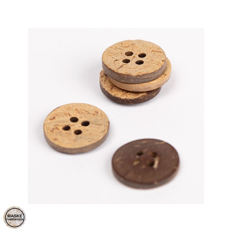 Kokosknap 15 mm, 4 huller