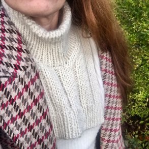 Trine Knitwear - Hope Halsedisse, strikkeopskrift (PDF download)