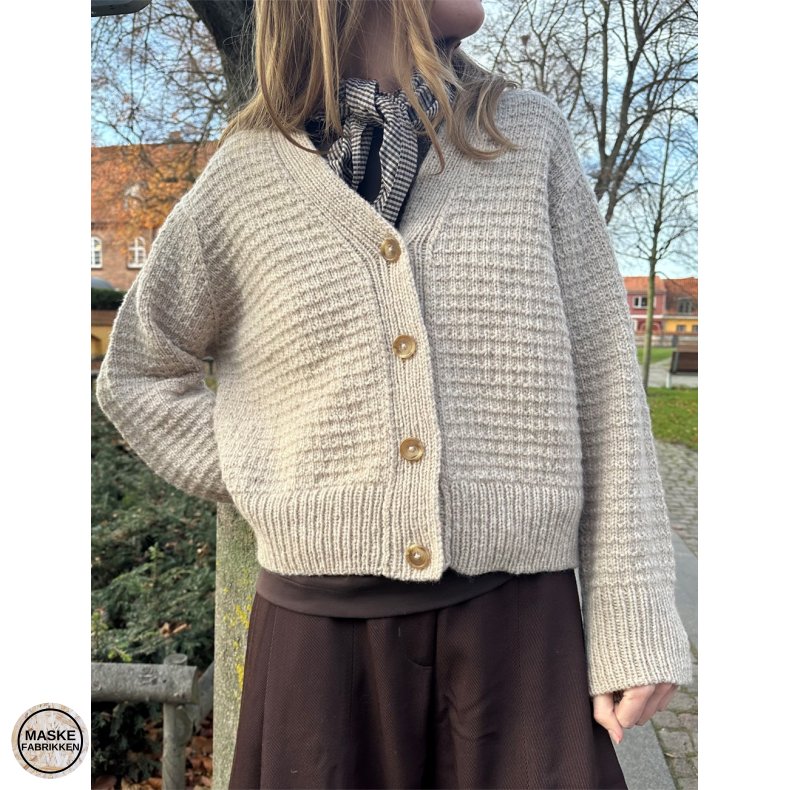 Caia Cardigan, LeKnit