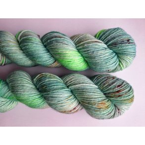 Maskefabrikkens Tykke Hndfarvede Garn - Engblomst