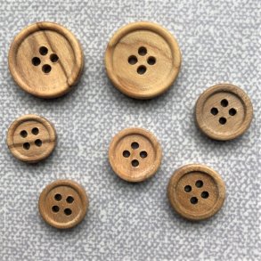 Neutrale trknapper - 4 huller - 3 strrelser