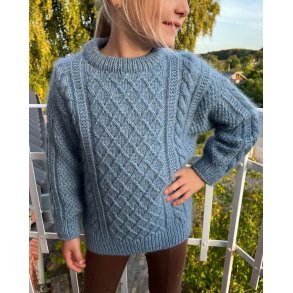 PetiteKnit - Moby Sweater Junior, strikkeopskrift (papir)