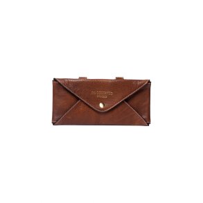 RE:Designed Project 121 - Walnut
