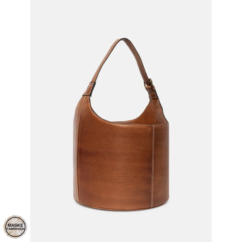 RE:DESIGNED Project 26, Walnut