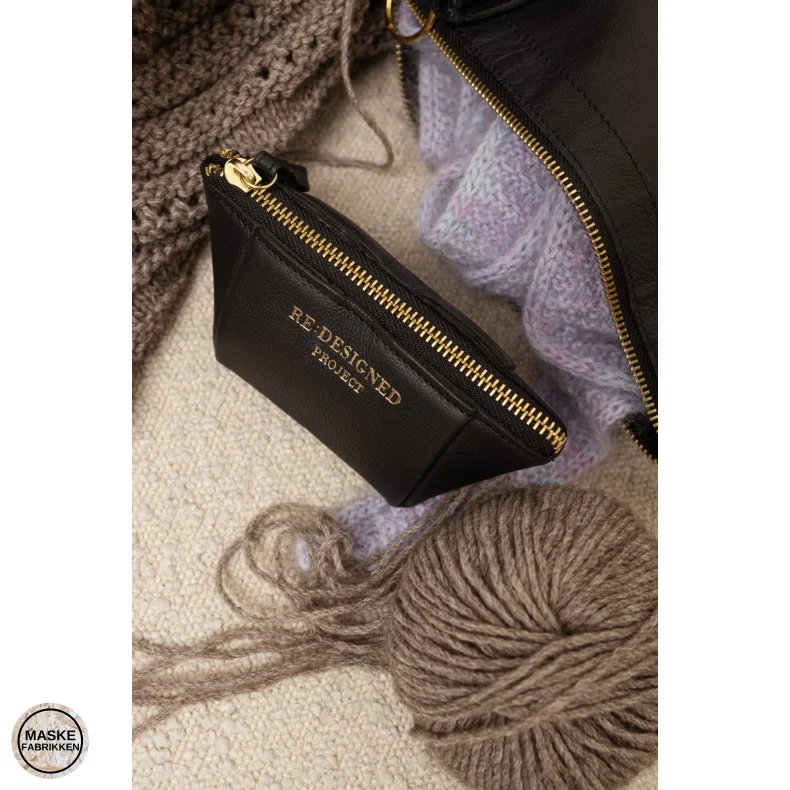 RE:DESIGNED Project 35, Black