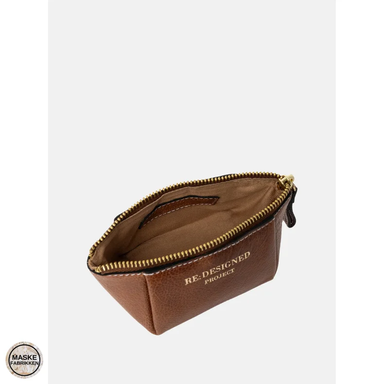 RE:DESIGNED Project 35, Walnut