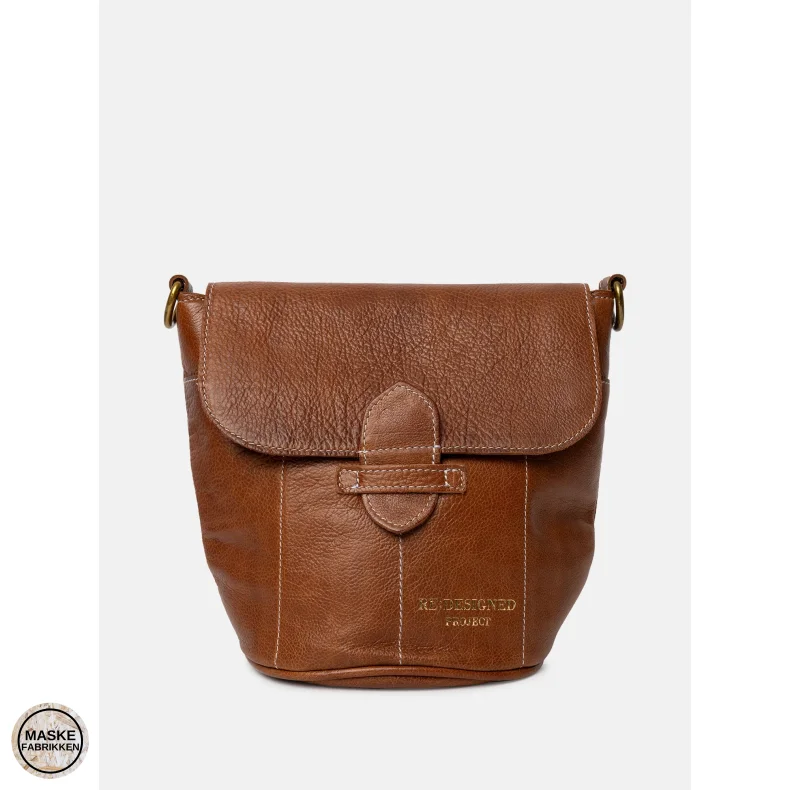 RE:DESIGNED Project 59 - Walnut