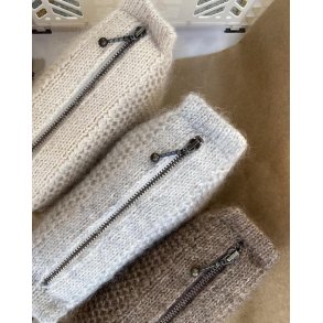 PetiteKnit - Honey Clutch, strikkeopskrift (papir)