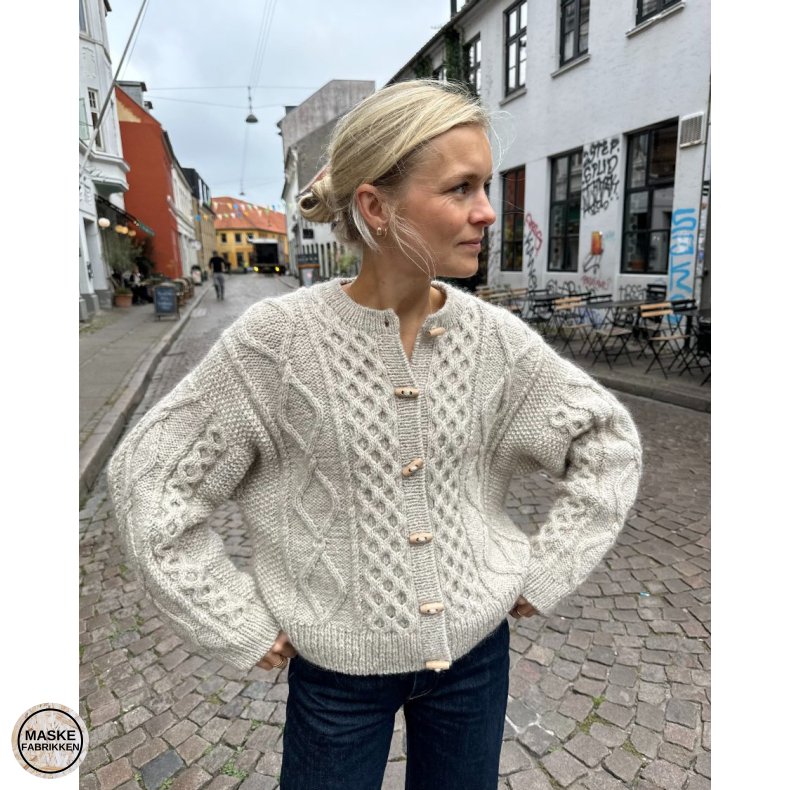 PetiteKnit - Dagmar Jacket, strikkeopskrift (papir)