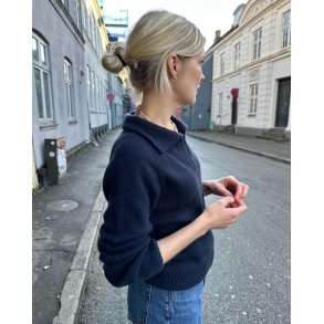 PetiteKnit - Elisabeth Blouse, strikkeopskrift (papir)