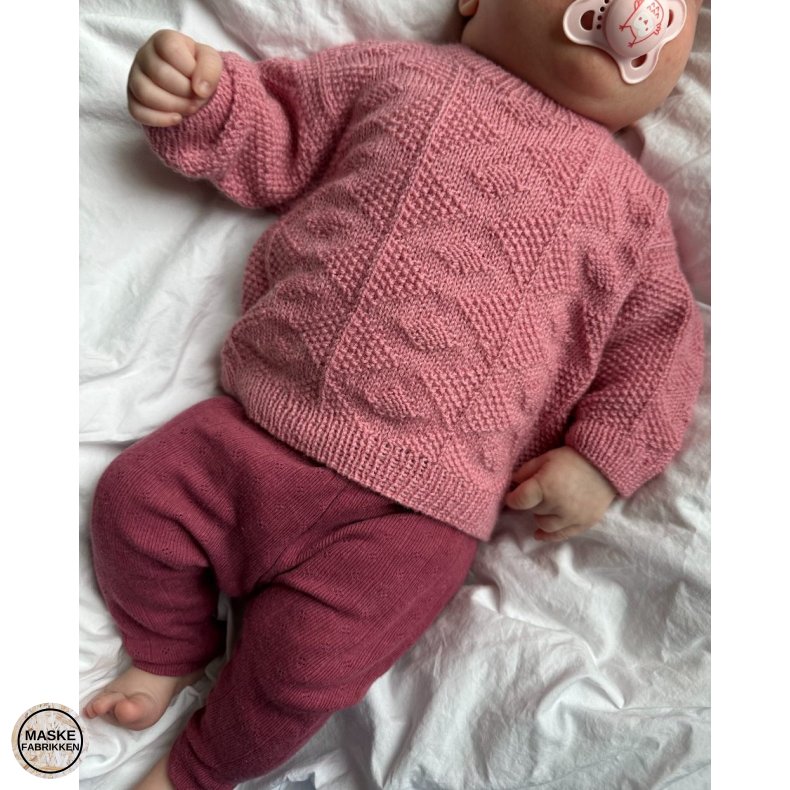 PetiteKnit - Esther Sweater Baby, strikkeopskrift (papir)