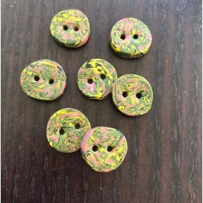 Hndlavet knap, grn marmoreret - ca. 15-16  mm
