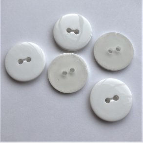 Hvid knap, 2 huller, 26 mm