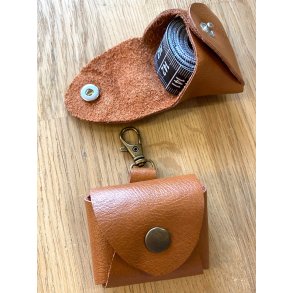 MlebndsEtui fra Faster Badaster - skind