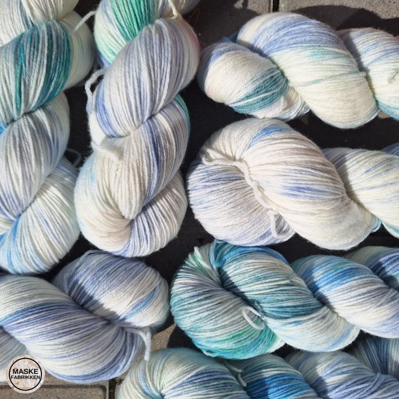 Maskefabrikkens H�ndfarvede Garn - Mint Fresh