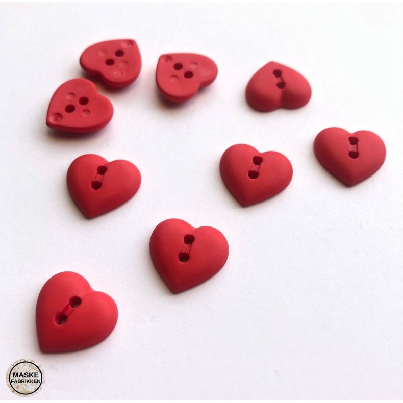 Knap 2 hul, rdt hjerte, 15 mm