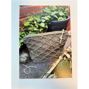 Strikket pung med rudemnster, ChytrusDesign - strikkeopskrift i postkortformat
