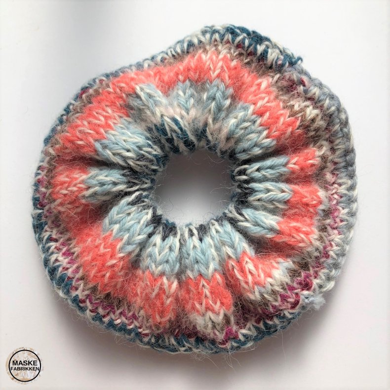 DIY - strikket scrunchie