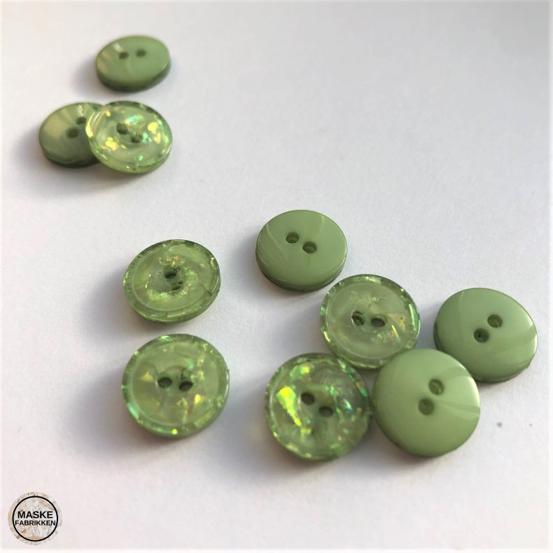 Grn shiny knap 2-huls, 11 mm
