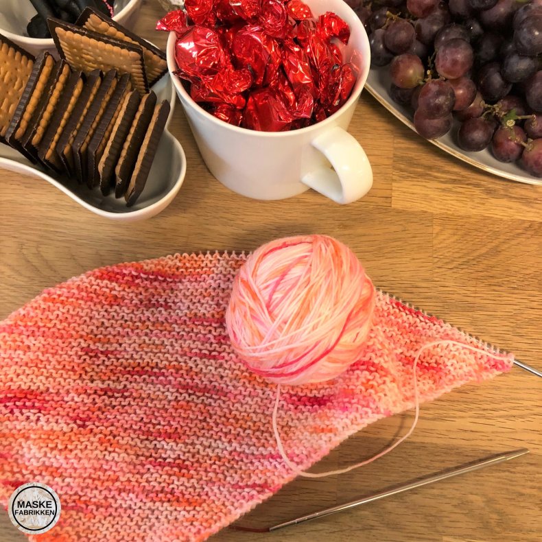 DIY - strikket sjal i garn du allerede har