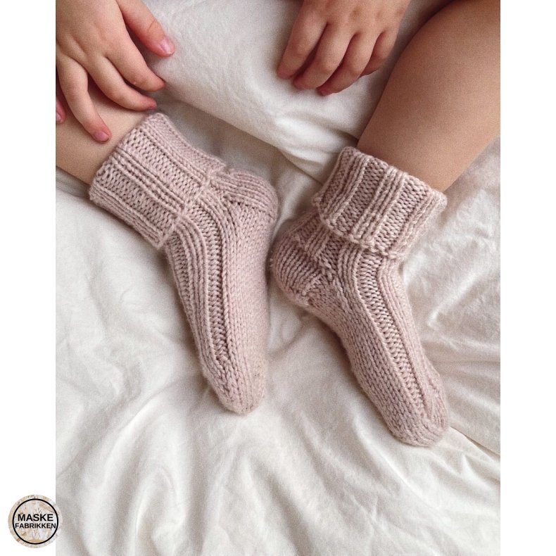 PetiteKnit - Sunday Socks Junior, strikkeopskrift (papir)