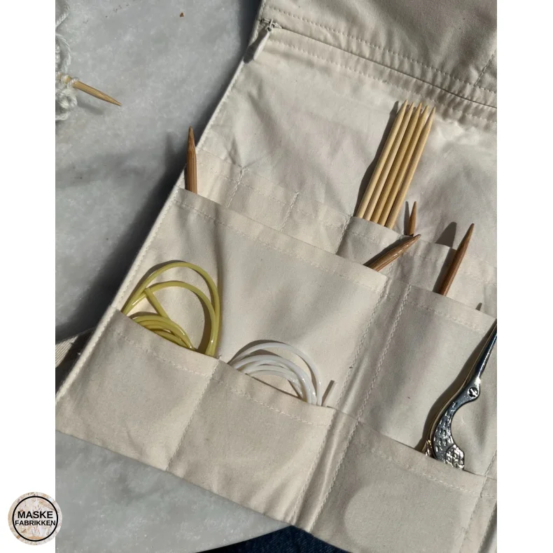 Knitter's Needle Case fra PetiteKnit - To Go etui