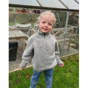 PetiteKnit - Zipper Sweater Light Junior, strikkeopskrift (papir)