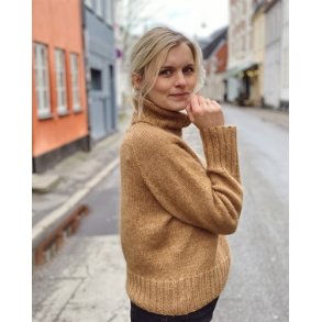 PetiteKnit - Caramel Sweater, strikkeopskrift (papir)