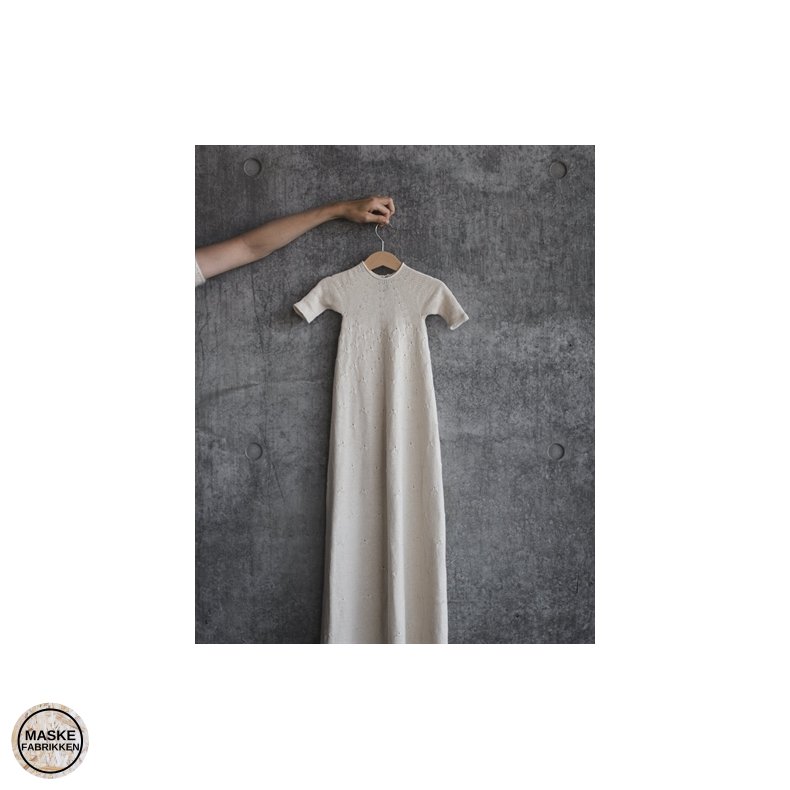 PetiteKnit - Ellens Dbskjole, strikkeopskrift (papir)