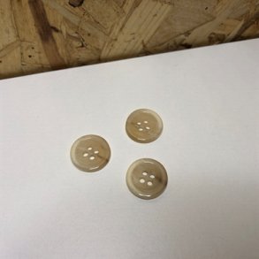 Lys knap i hornlook 4-huls, 15 mm