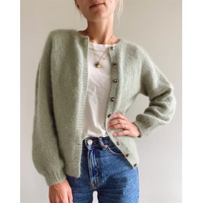 PetiteKnit - Novice Cardigan - Mohair Edition, strikkeopskrift (papir)