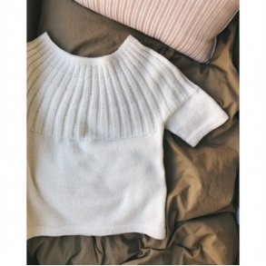 PetiteKnit - Sunday Tee, strikkeopskrift (papir)