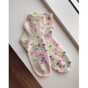 PetiteKnit - Everyday Socks Junior, strikkeopskrift (papir)